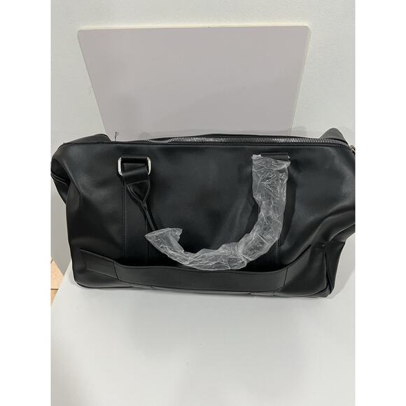 Peanuts Snoopy Duffle Bag - BoxLunch Exclusive - Picture 7 of 11